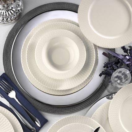 24-teiliges Geschirrset aus Porzellan, weiß