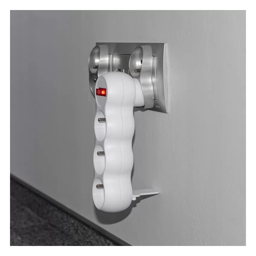 3-fache Steckdosenleiste mit Schalter