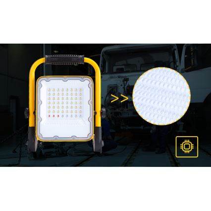 Aigostar - Dimmbarer, aufladbarer LED-Strahler LED/100W/5V 6500K IP65 15000 mAh