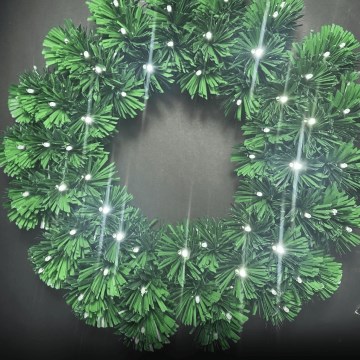 Aigostar - LED-Außen-Weihnachtskranz, 72 LEDs, 3×AA, Ø 50 cm, IP44, kaltweiß