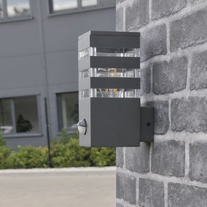 Außenwandleuchte mit Sensor TEKSAS 1xE27/12W/230V IP44 Anthrazit