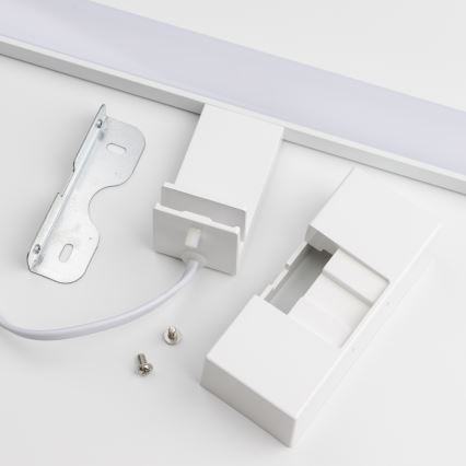 Brilagi - LED-Beleuchtung für Badezimmerspiegel 3‑in‑1 VESTRA LED/12W/230V 60 cm IP44 weiß