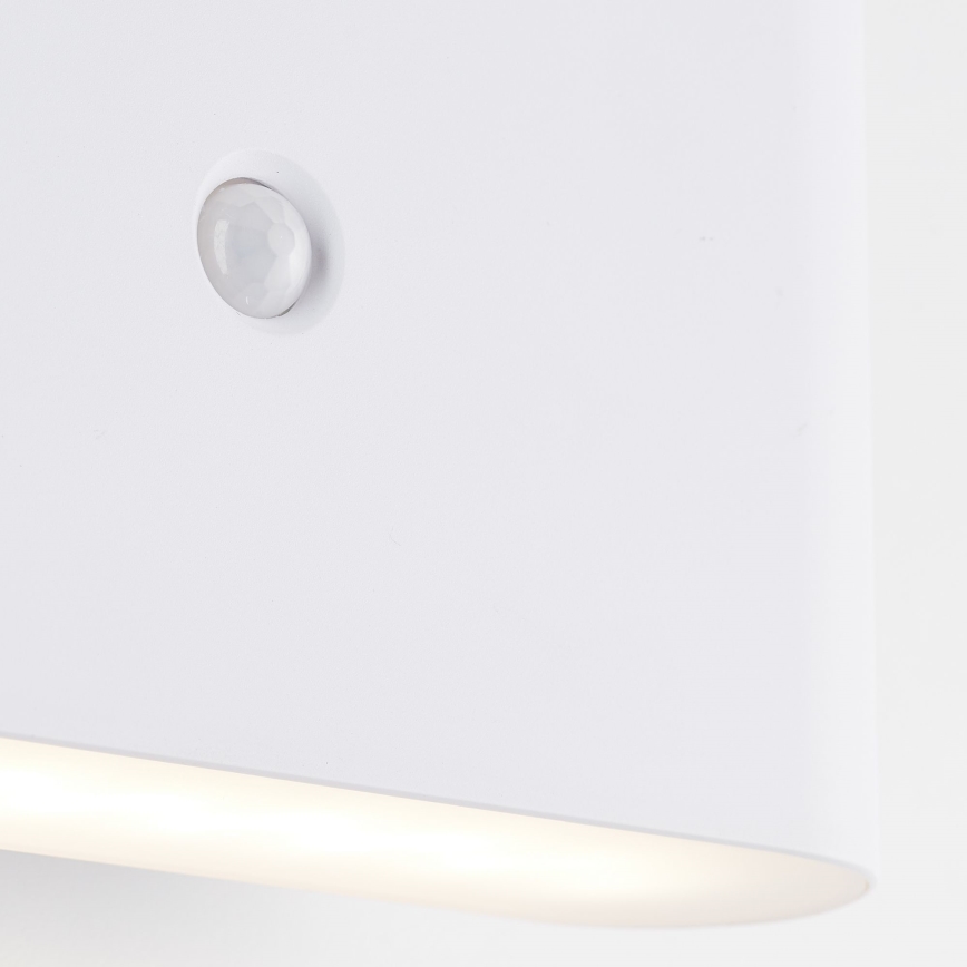 Brilliant - Aufladbare LED-Outdoor-Wandleuchte mit Sensor XINO LED/3W/5V 3600 mAh IP44 weiß