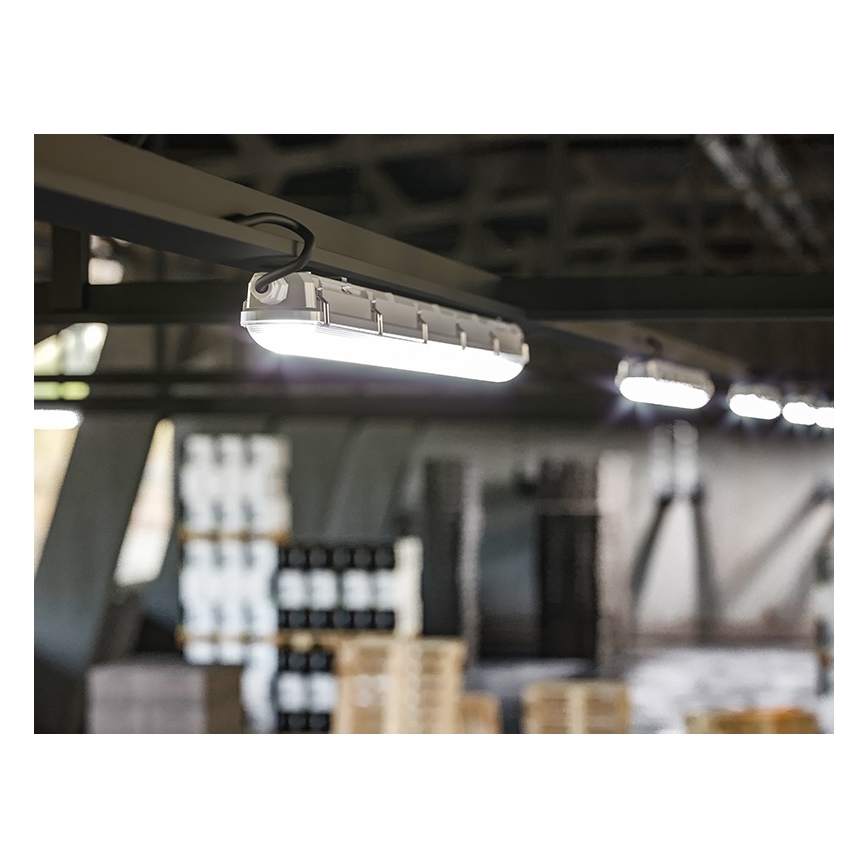Dimmbare technische LED-Leuchte ORAVA LED/35/44/53/60W/230V IP66 150 cm