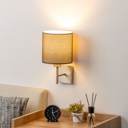 Eglo - LED Wandleuchte TUNJA 1xE27/60W/230V mattchrom/braun