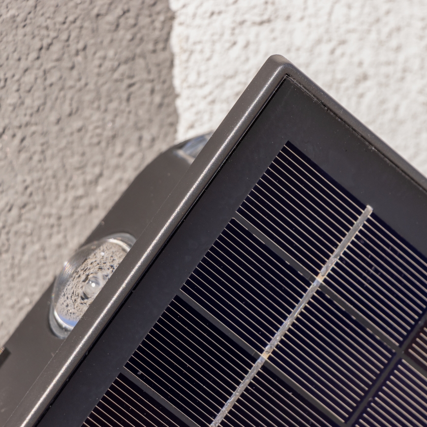 LED-Solarwandleuchte mit Sensor LED/2W/5V IP54 1300 mAh