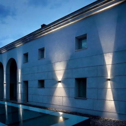 LED-Solarwandleuchte mit Sensor LED/2W/5V IP54 1300 mAh