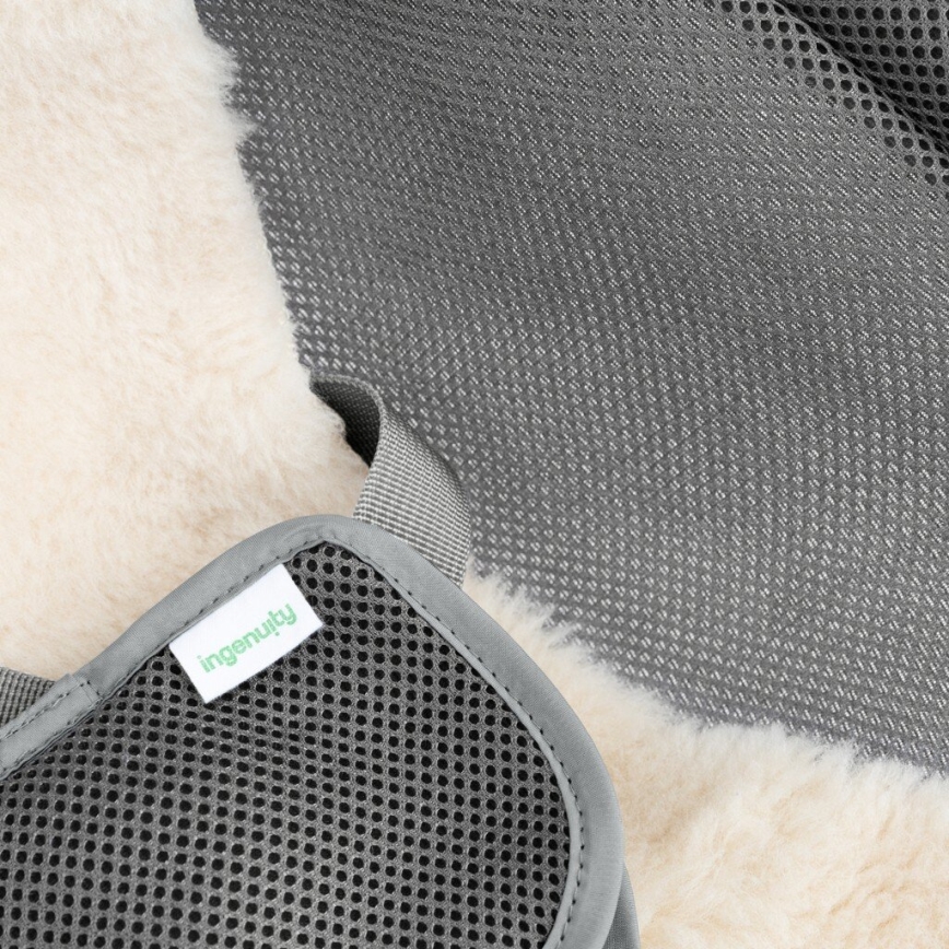 Ingenuity - Kinderwippe mit Vibration und Melodie EVERY SEASON WESLEY 3xC grau