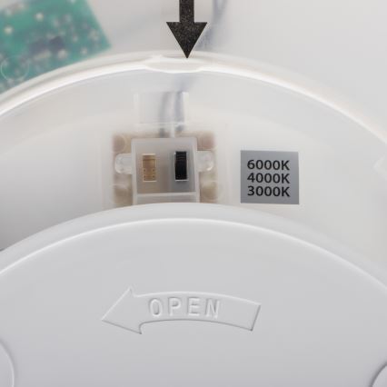 LED-Deckenleuchte AZPO LED/22W/230V 3000/4000/6000K Ø 42 cm IP54 schwarz