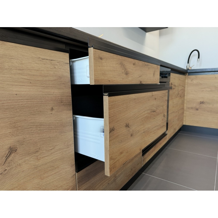 Küchenzeile MARINA 180 cm Eiche Craft / Hochglanz-Schwarz