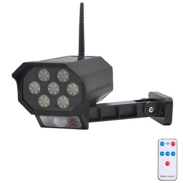 LED-Attrappe einer Sicherheitskamera mit Sensor und Solarpanel LED/5W/5,5V 800 mAh IP65 + Fernbedienung