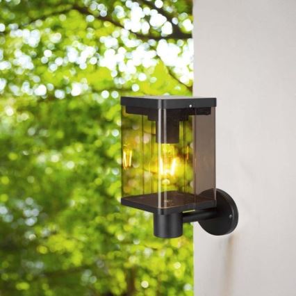 LED Außen-Solar-Wandleuchte mit Sensor LED/2,5W/3,7V 3000K IP54 2000 mAh