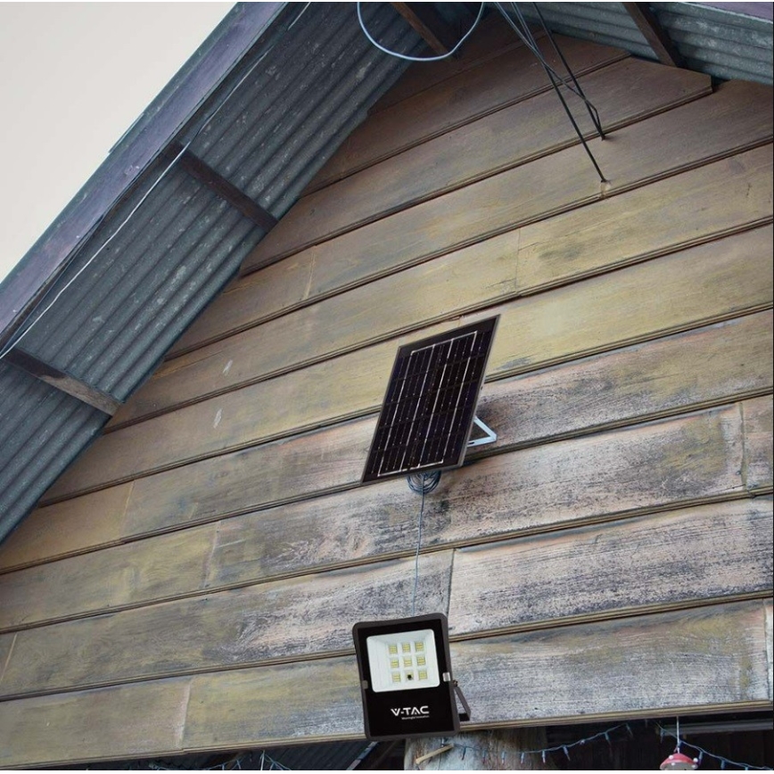 LED Außen-Solarstrahler LED/6W/3,2V 6400K IP65 4000 mAh + Fernbedienung