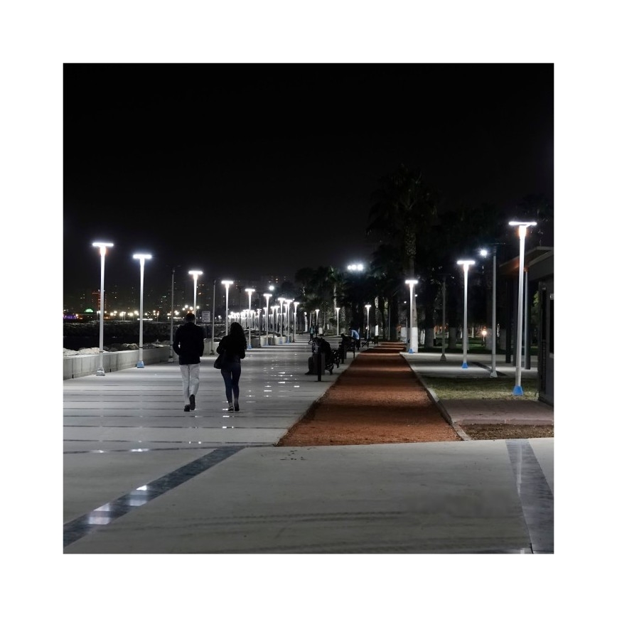 LED Solar Straßenlampe mit Sensor LUVIA LED/15W/3,2V 6500K IP54 5400 mAh + Fernbedienung