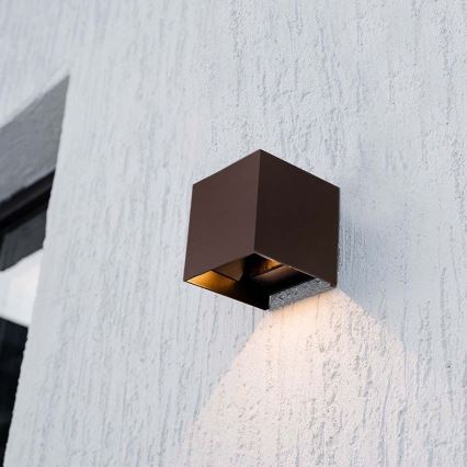 LED Solar-Wandleuchte mit Sensor LED/9W/3,7V 3000/4000/5000K 2600 mAh IP65 Braun