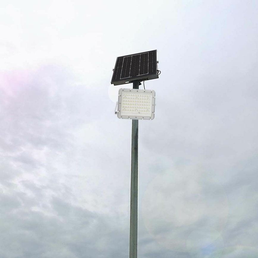 Dimmbarer LED-Outdoor-Solarstrahler LED/15W/3,2V IP65 6400K weiß + Fernbedienung