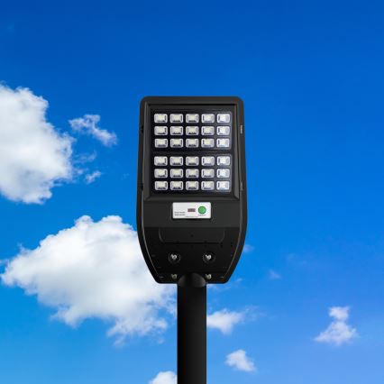 LED Solar-Straßenleuchte VIA 50W/5000 mAh 3,2V 6000K IP65 + Fernbedienung