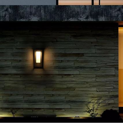 LED-Solarwandleuchte mit Sensor SAMSUNG CHIP LED/2W/3,7V IP65 2600 mAh