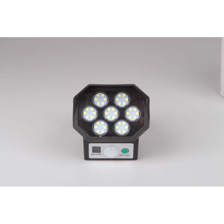 LED-Überwachungskamera-Attrappe mit Sensor und mit Solarpanel LED/5W/5,5V 800 mAh IP65 + Fernbedienung