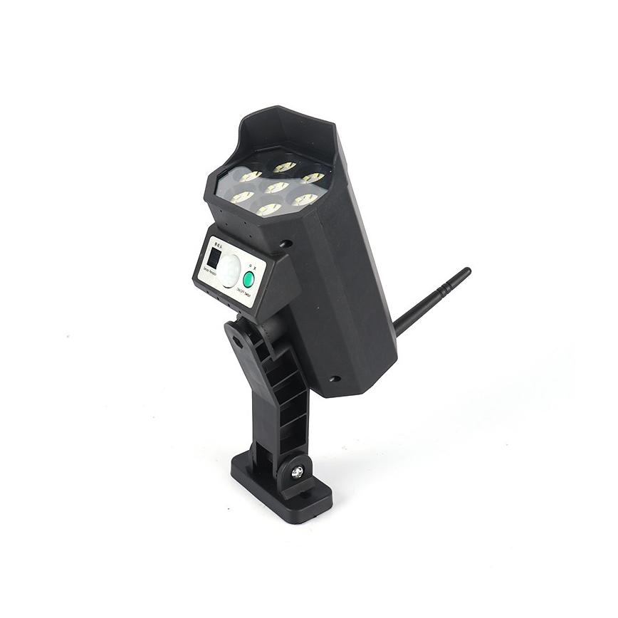 LED-Überwachungskamera-Attrappe mit Sensor und mit Solarpanel LED/5W/5,5V 800 mAh IP65 + Fernbedienung