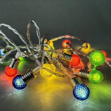 LED-Weihnachtslichterkette 20xLED/2xAA/warmweiβ 1,8m Zwiebeln