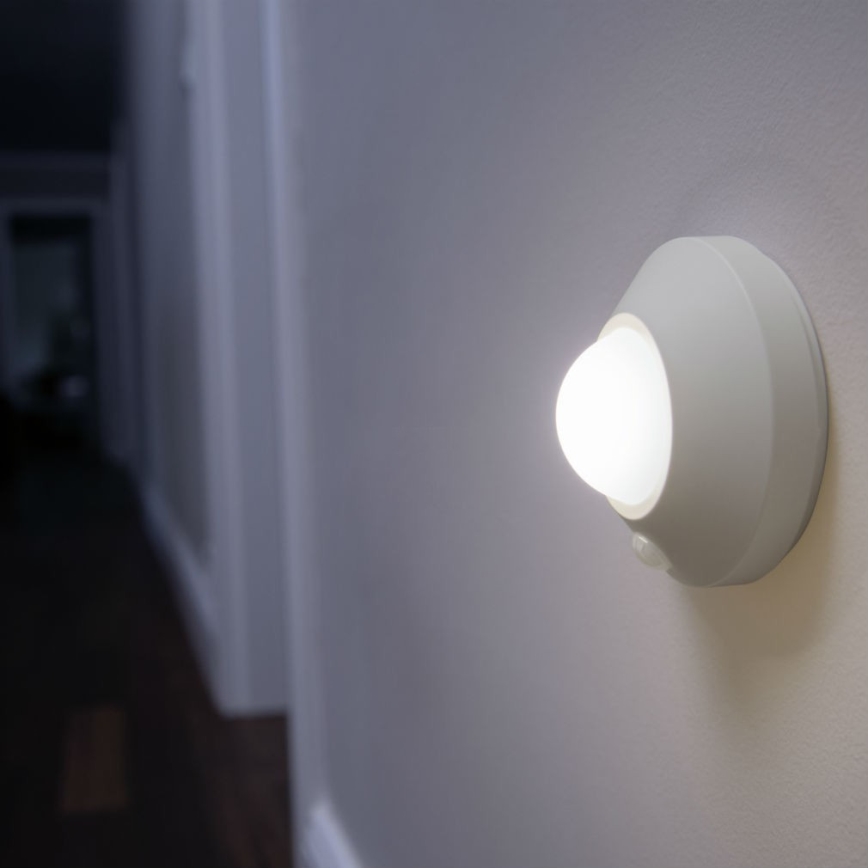 Ledvance - LED Orientierungsleuchte mit Sensor NIGHTLUX LED/1,7W/3xAA 4000K