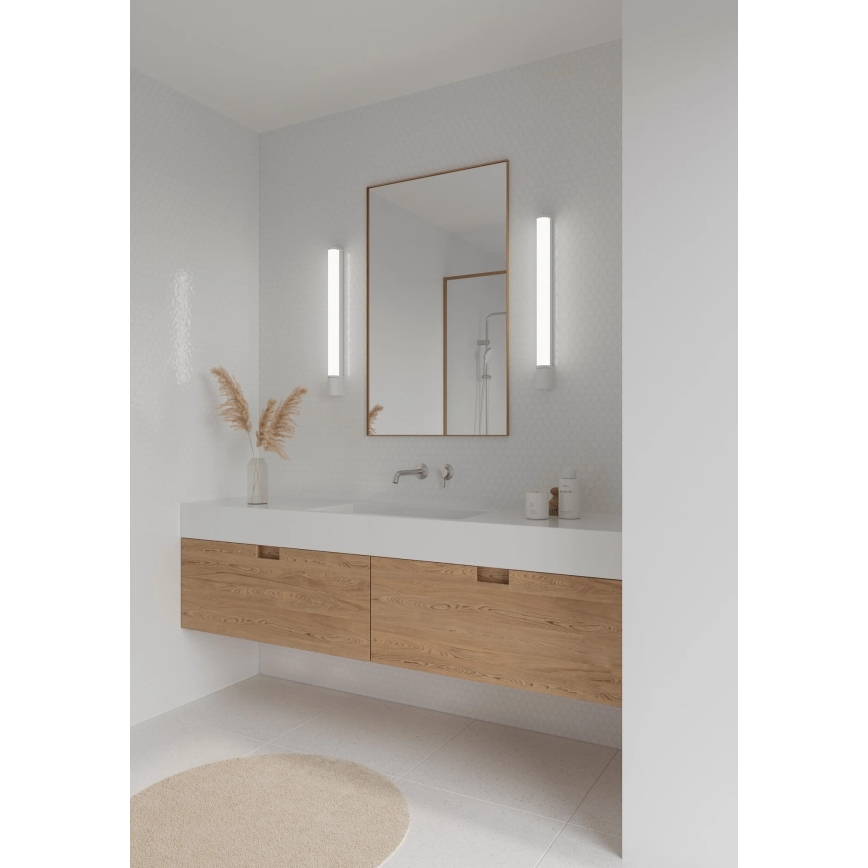 Nordlux - LED-Badezimmer-Spiegelleuchte mit Steckdose MALAIKA LED/15W/230V IP44 68,4 cm weiß