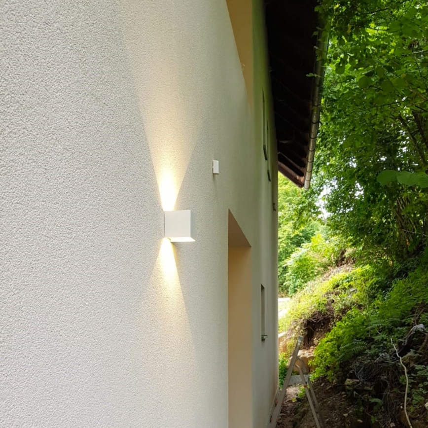 LED-Outdoor-Wandleuchte CUBE 2xLED/3W/230V IP54 weiß