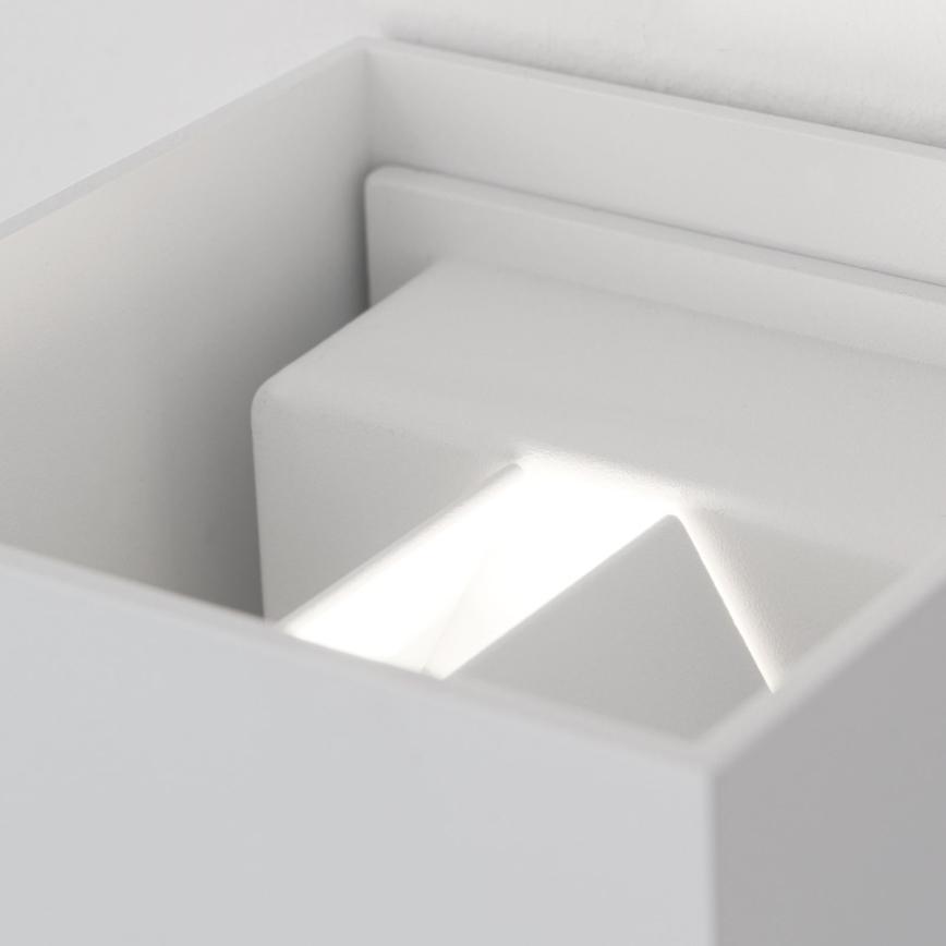 LED-Outdoor-Wandleuchte mit Bewegungs- und Dämmerungssensor CUBE-S LED/13W/230V IP54 weiß