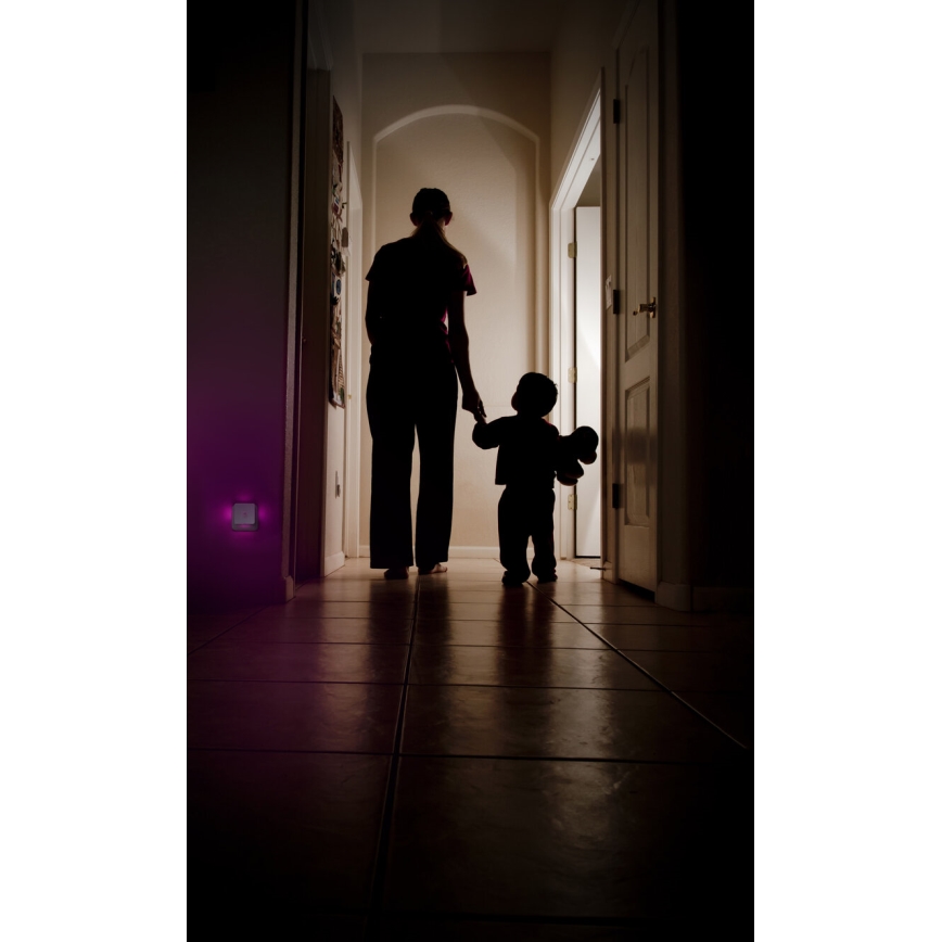 Osram - LED RGB Orientierungsleuchte für die Steckdose mit Sensor LUNETTA LED/0,3W/230V