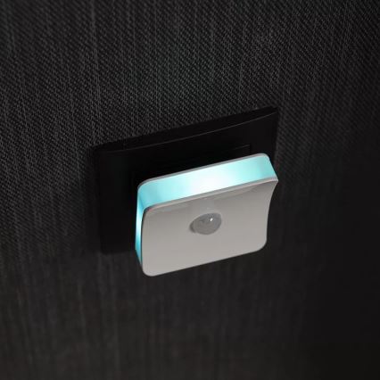 Osram - LED RGB Orientierungsleuchte für die Steckdose mit Sensor LUNETTA LED/0,3W/230V