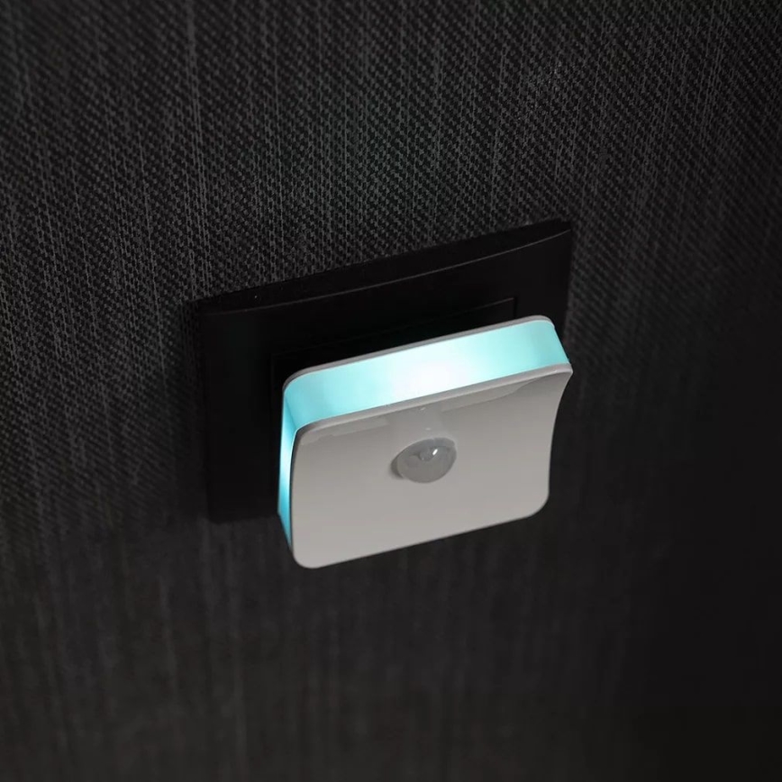 Osram - LED RGB Orientierungsleuchte für die Steckdose mit Sensor LUNETTA LED/0,3W/230V