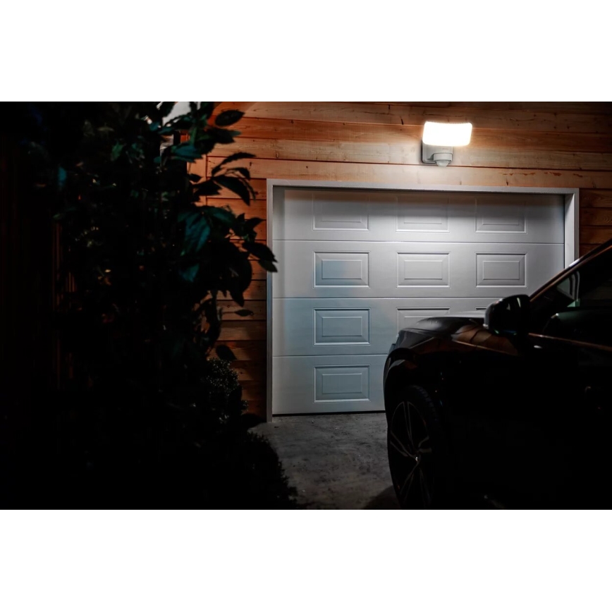 Philips - LED-Solarwandleuchte mit Sensor TYLUS LED/6W/3,7V 2600 mAh 5000K IP44