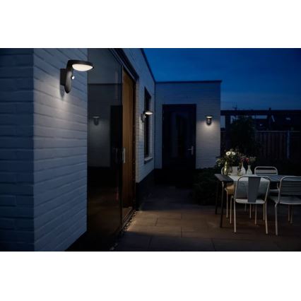 Philips - LED Außenwandleuchte mit Sensor LED/9W/230V 2700K IP44