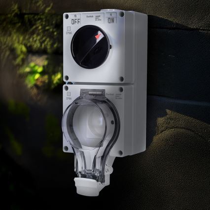 Feuchtraumsteckdose mit Schalter 230V/16A IP66