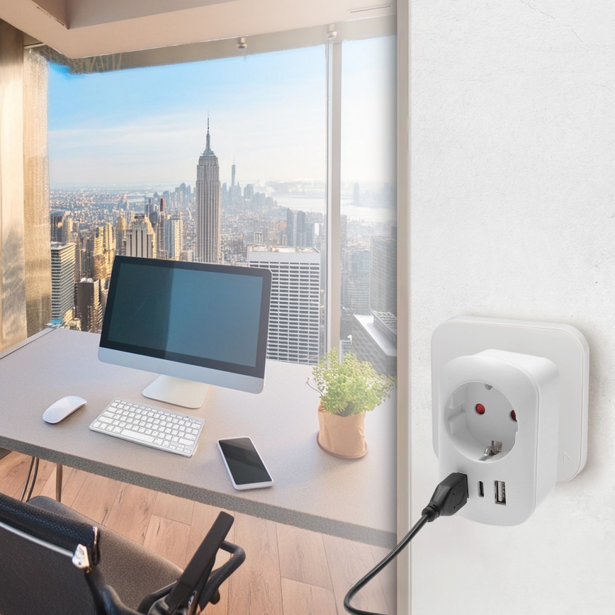 Reiseadapter für die USA 230V 2x USB-A + 1x USB-C