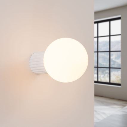 Badezimmer-Wandleuchte HALO 1xG9/8W/230V d 12 cm IP44 weiß