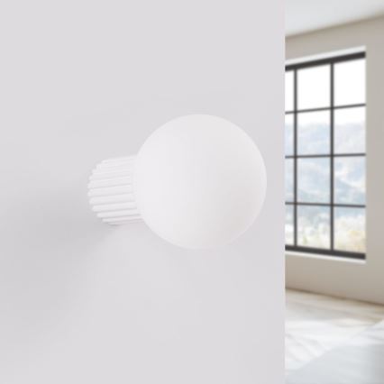 Badezimmer-Wandleuchte HALO 1xG9/8W/230V d 12 cm IP44 weiß