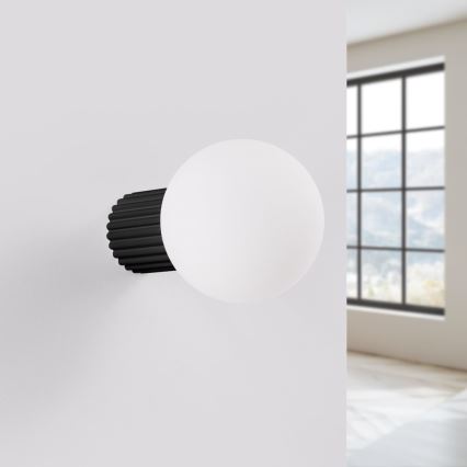 Badezimmer-Wandleuchte HALO 1xG9/8W/230V d 12 cm IP44 schwarz