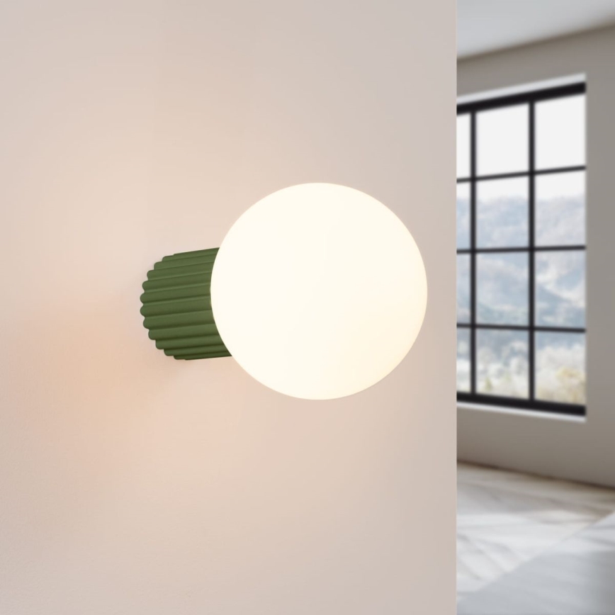 Badezimmer-Wandleuchte HALO 1xG9/8W/230V d 12 cm IP44 grün