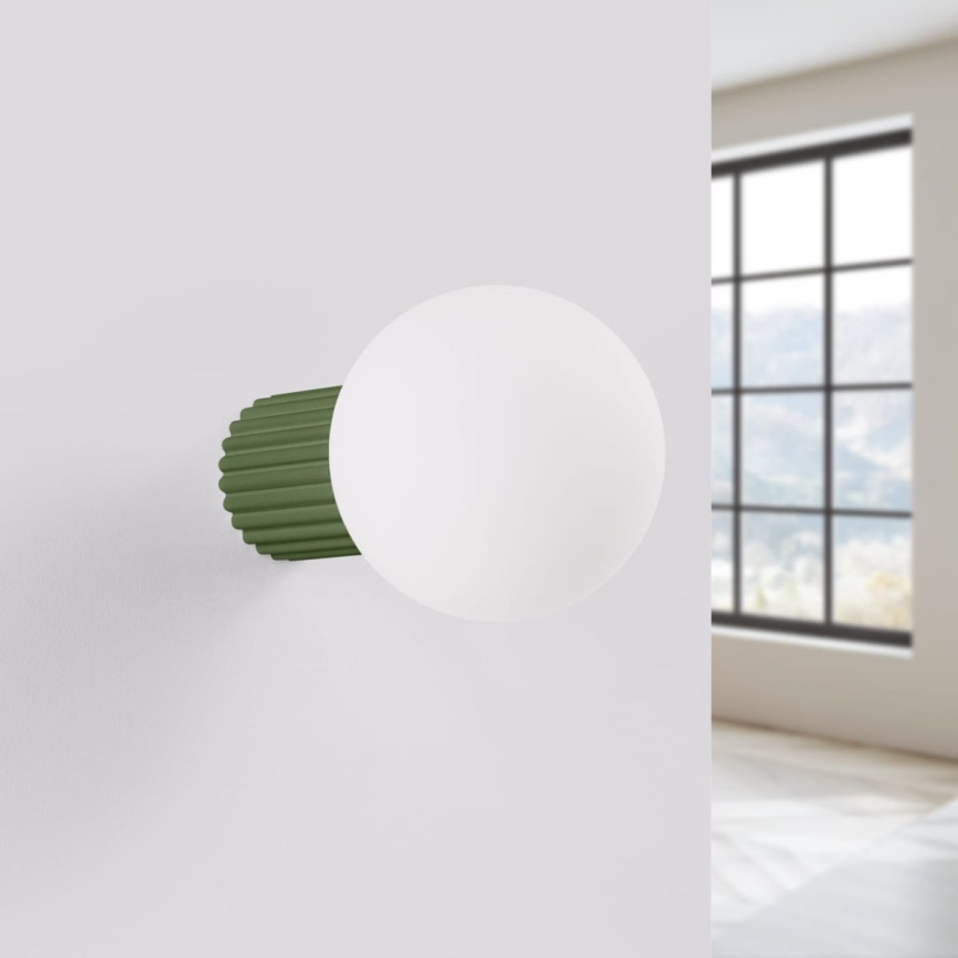 Badezimmer-Wandleuchte HALO 1xG9/8W/230V d 12 cm IP44 grün