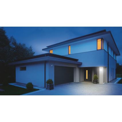 Steinel 059538 - Bewegungsmelder SensIQ IP54 schwarz + Fernbedienung