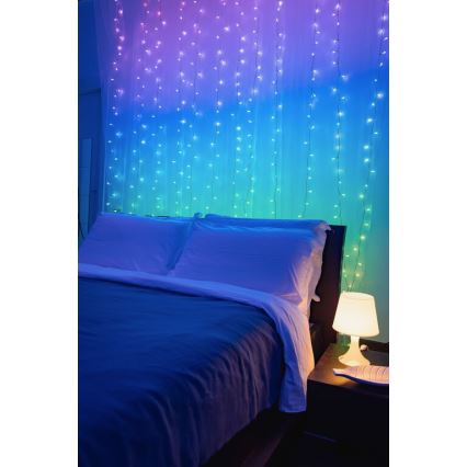 Twinkly - LED RGBW dimmbare Außen-Weihnachtsvorhang CURTAIN 210xLED 6,1m IP44 Wi-Fi
