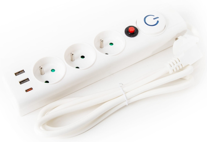 Verlängerungskabel mit Schalter 3Z Typ E + 2xUSB-A + 1xUSB-C 1,5m