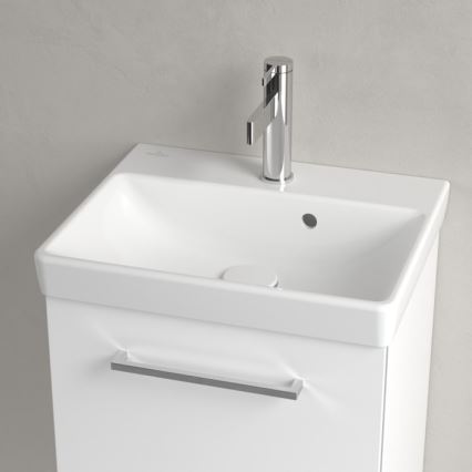 Villeroy & Boch 73584501 - AVENTO Wandwaschbecken 45x37 cm Keramik/weiß
