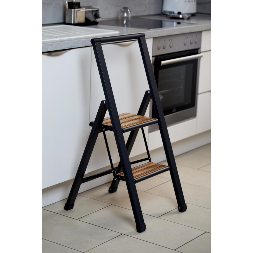 WENKO 50482100 - ALU-DESIGN Trittleiter 44x101 cm schwarz